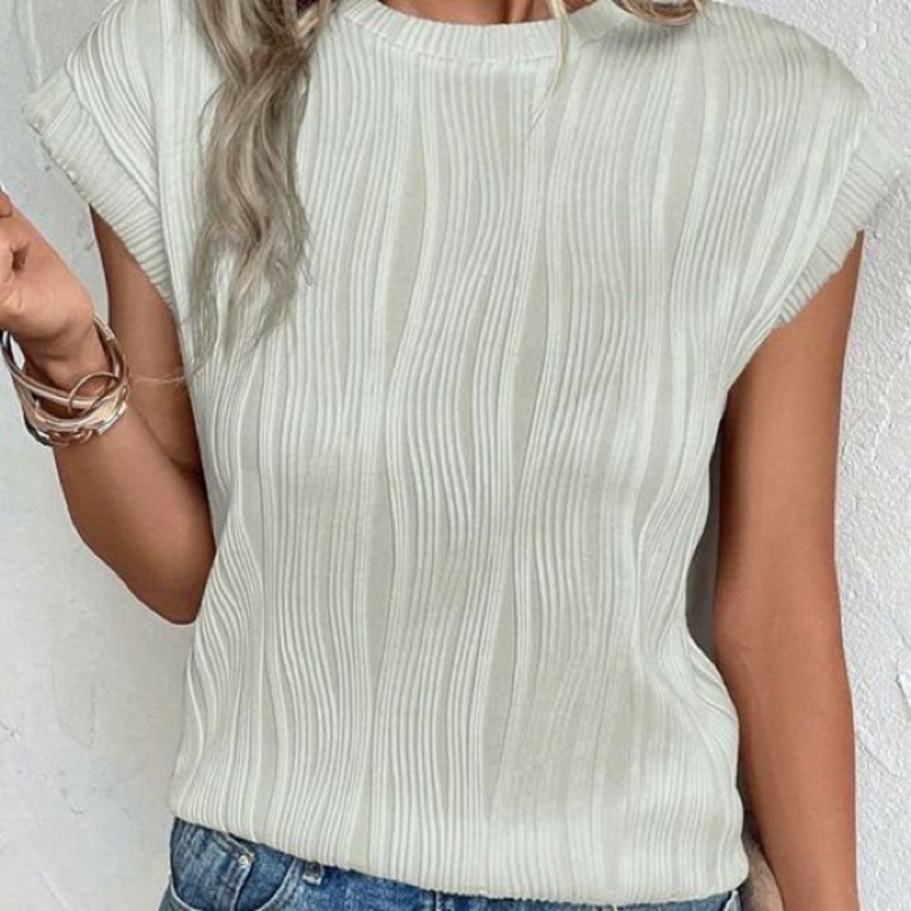Wavy Ribbed Cap Sleeve Tank Top - Cream